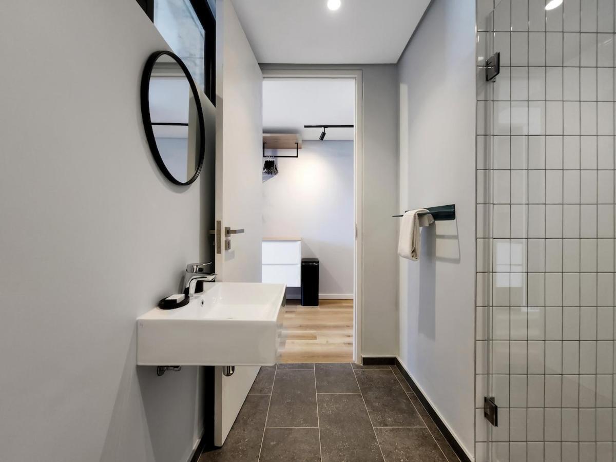 Apartment Stylish, Brand New, Secure With Pool Kapstadt