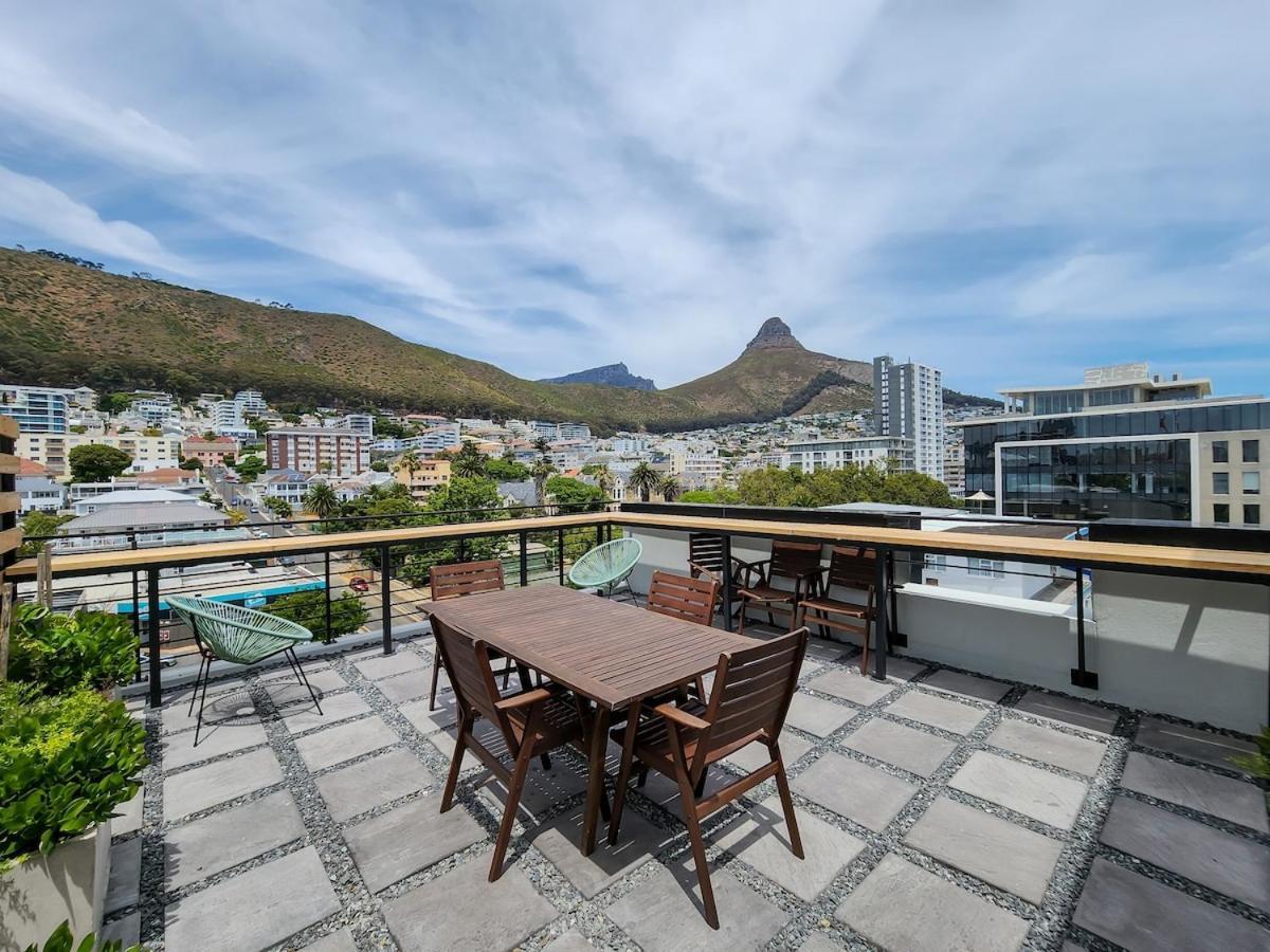 Stylish, Brand New, Secure With Pool *