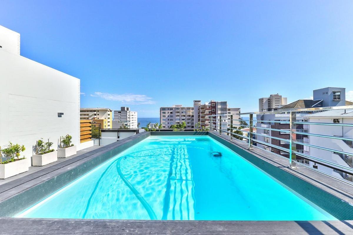 Stylish, Brand New, Secure With Pool Kapstadt