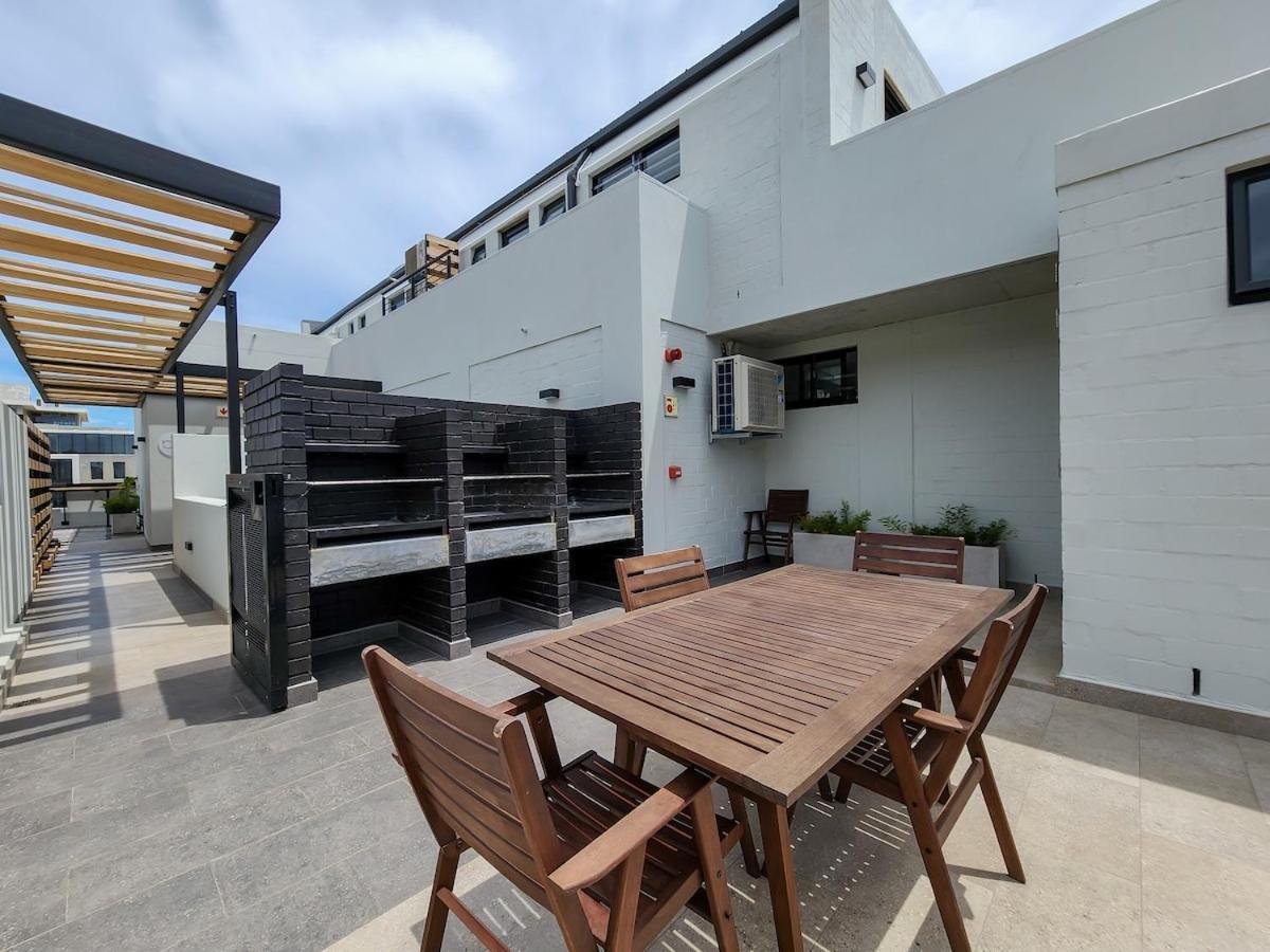 Stylish, Brand New, Secure With Pool Apartment *